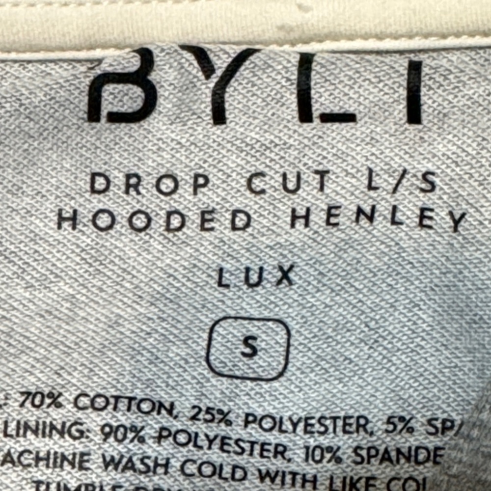 BYLT Basics Heather Gray Hooded Henley with Cream Placket. Size Small - Picture 7 of 9
